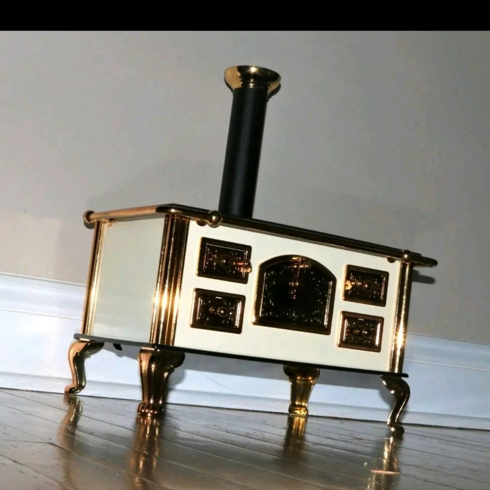Vintage large doll wood stove black / gold tone trim approx 14x8x8" - Picture 4 of 8